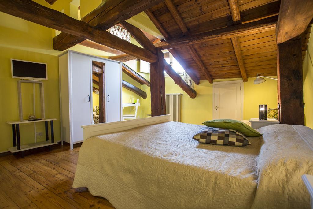 Residenza Bianconcini Bed & Breakfast Bologna Cameră foto